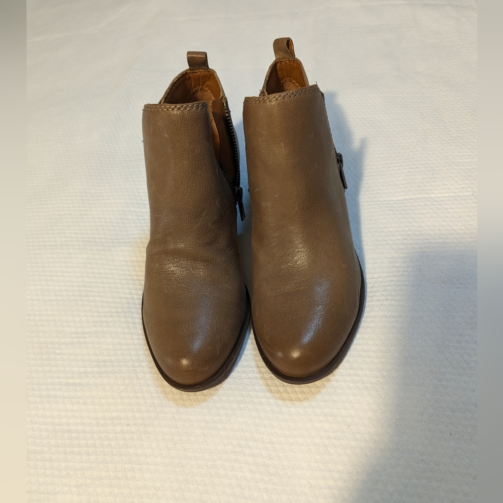 Lucky Brand Women's Basel Leather Booties Size 6.